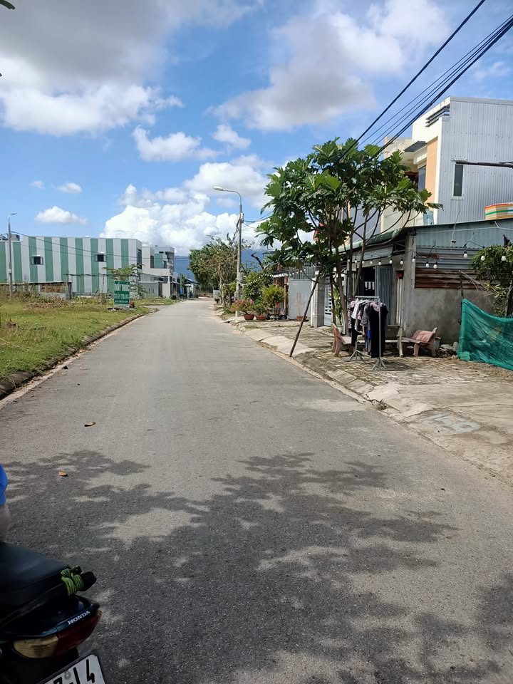 Bán Đất Mặt Tiền Hoà Liên 4, Đà Nẵng - 102m², Giá 2.7 Tỷ - Vị Trí Đắc Địa