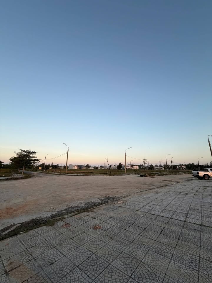 Đất nền 122.5m² Thống Nhất, Đà Nẵng - Sổ đỏ sẵn, sát sông Cổ Cò