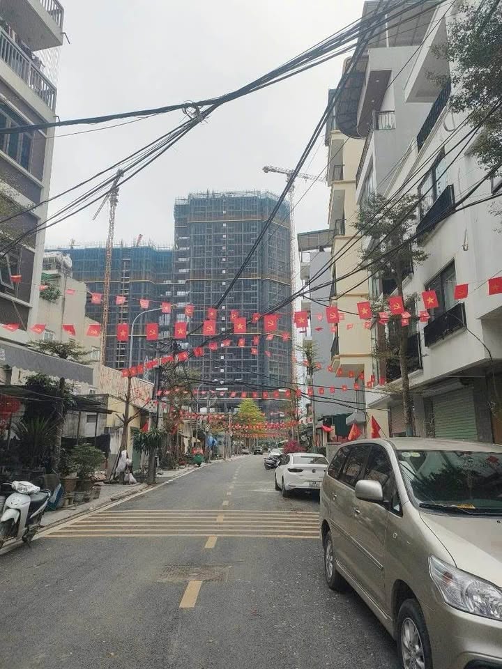 Đất nền An Dương Vương Tây Hồ 245m² 49 tỷ - Sổ đỏ chính chủ