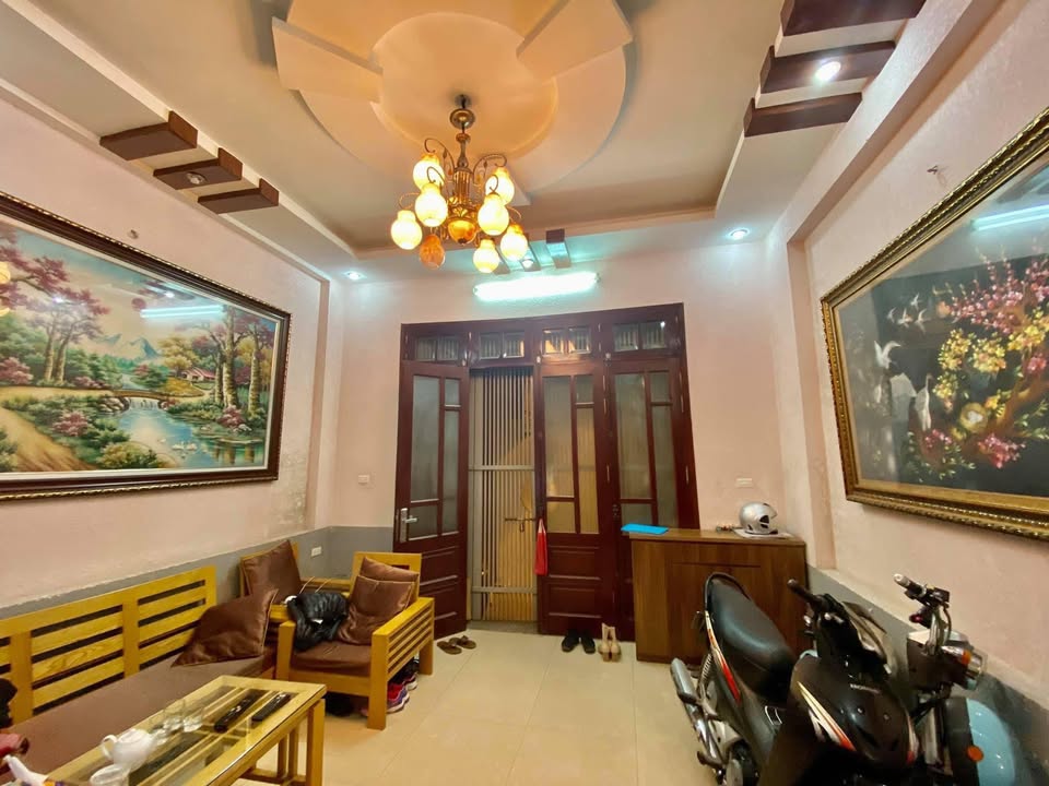 Nhà 56m² 3 Tầng Nhị Khê - Ô tô Đỗ Cửa, Sổ Đỏ Chính Chủ