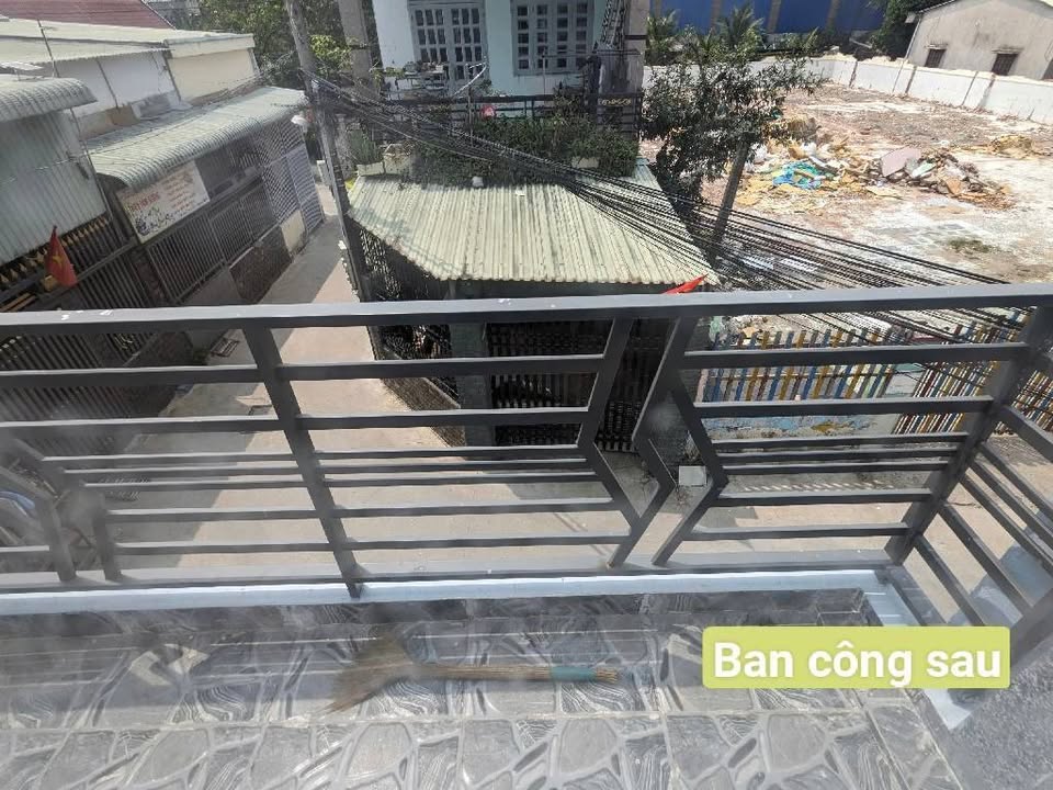 Nhà 2 Mặt Tiền Hẻm Xe Hơi Bùi Thị Xuân, Phú Giáo - Sổ Hồng 71m² Giá 3.7 Tỷ