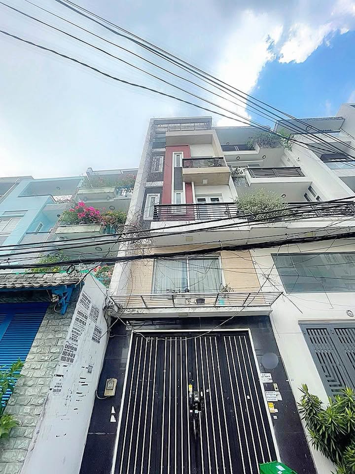 Nhà Phố Nơ Trang Long 52m² giá 11.9 tỷ - Đầu tư sinh lời!