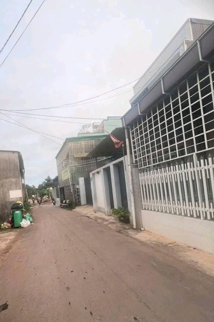 Đất nền Thị trấn Phước An 161m² - Sổ đỏ chính chủ, giá chỉ 2 tỷ!