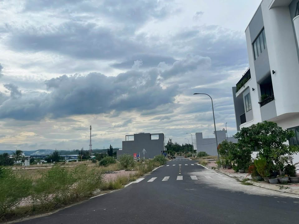 Đất Đắk Lắk - 100m² Full Thổ Cư, Hướng Bắc, Đường 14 Cư M'gar - 2.7 Tỷ