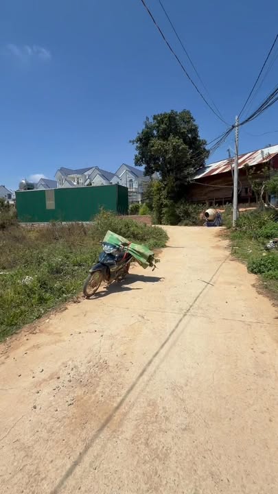 Đất nền Lang Biang Đà Lạt 90m² - Sổ đỏ sẵn sàng, giá 1.2 tỷ