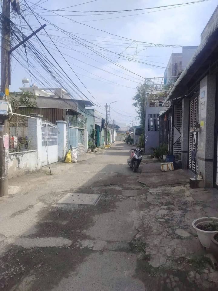 Nhà 137m² Nguyễn Thị Tú, Bình Chánh - Sổ hồng riêng, Giá 5.6 tỷ