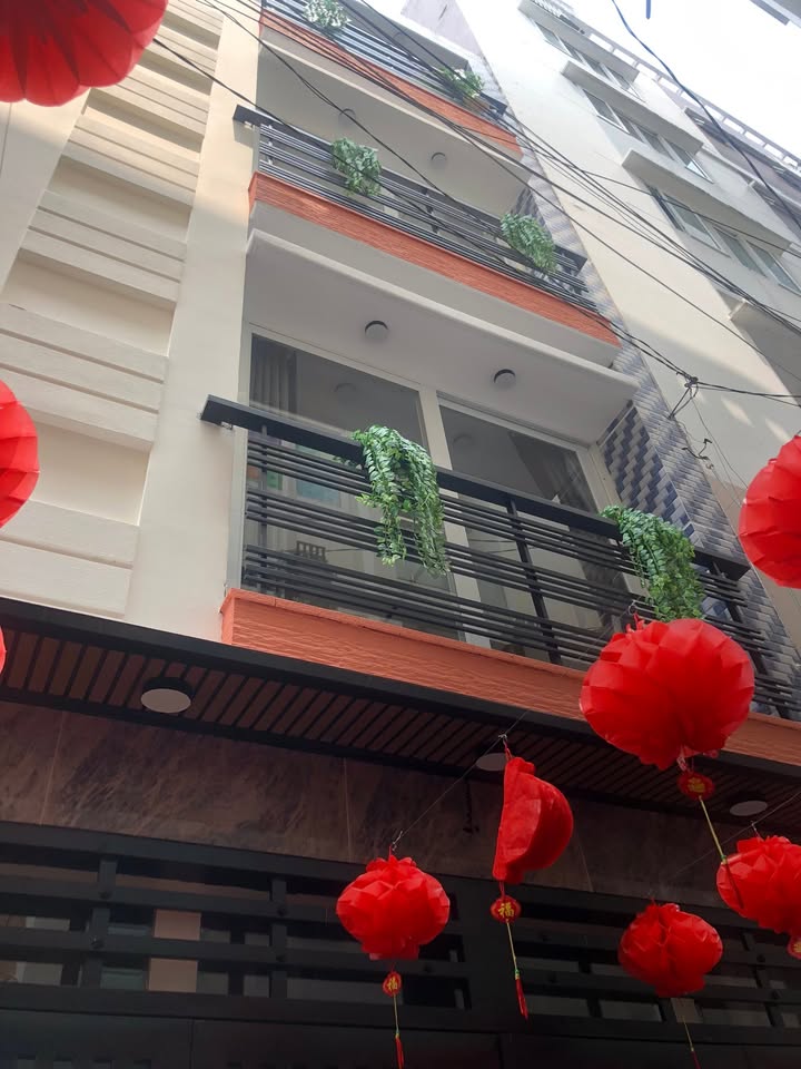 Nhà 4 Tầng HXH Đỗ Cửa 36m² - Ngay Công viên Gia Định, Bình Tân