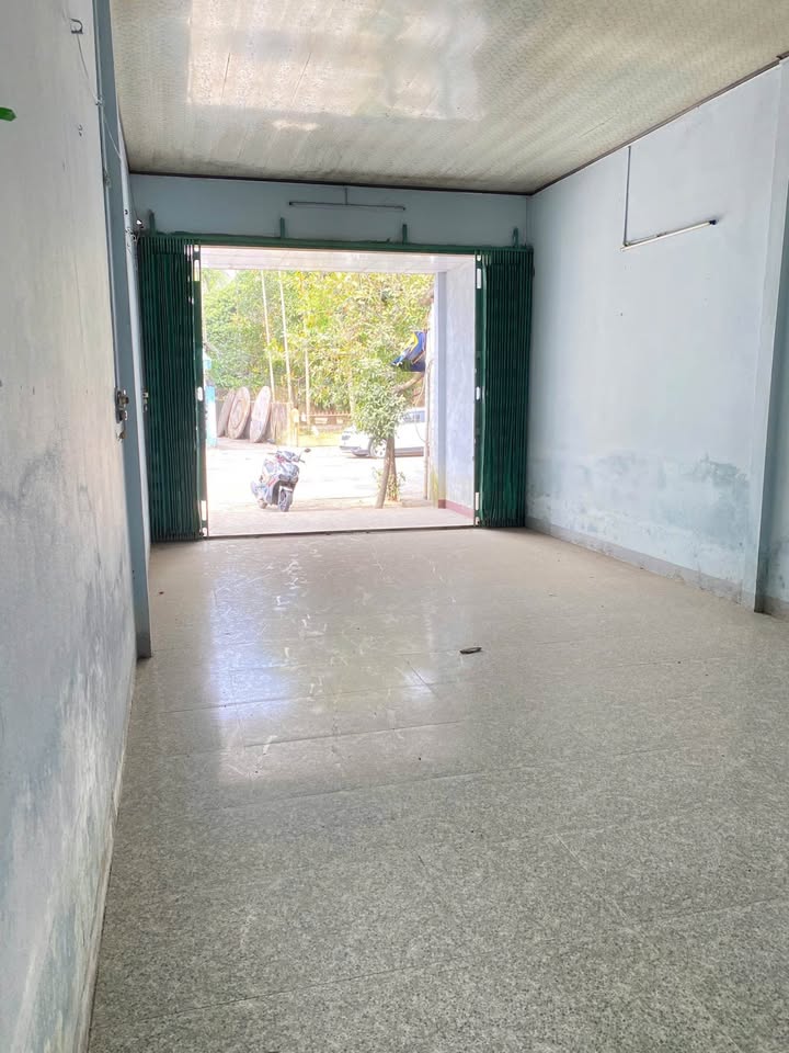 Mặt tiền Nguyễn Sinh Cung, Huế 90m² giá 6 triệu - Mặt tiền kinh doanh