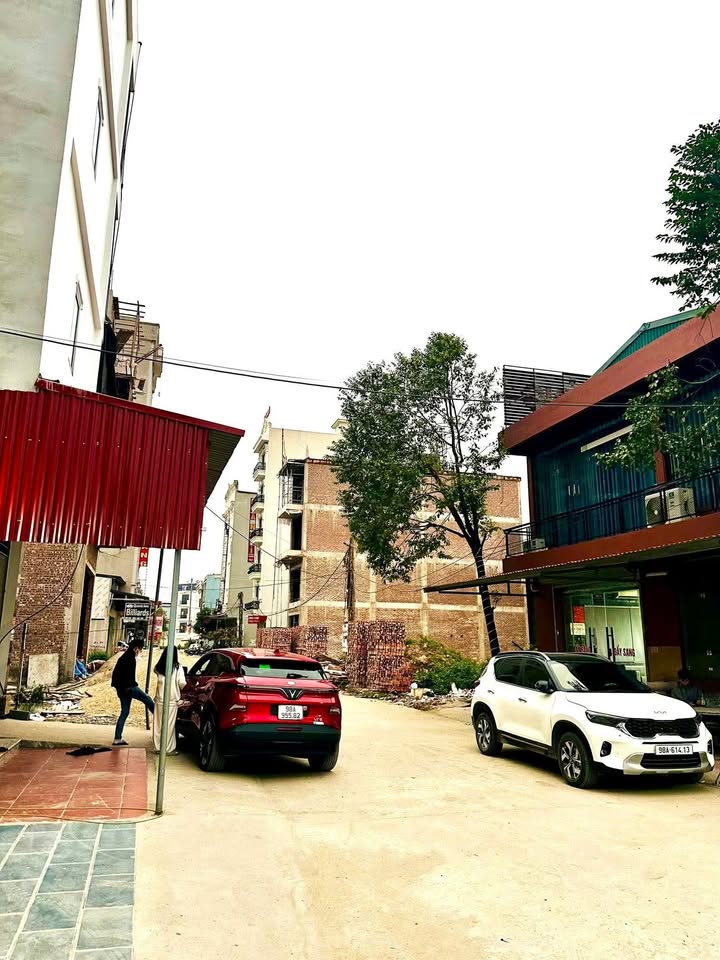 Cho thuê Mặt Tiền Ninh Khánh 180m² - Dòng Tiền 20 Triệu/Tháng