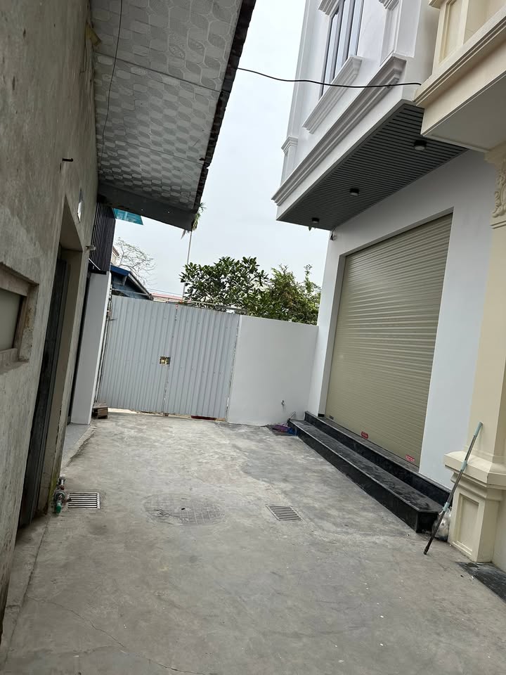 Bán Gấp Nhà Ngõ Nguyễn, Ngô Quyền, Hải Phòng - 44.5m², 3PN, Ô tô vào nhà