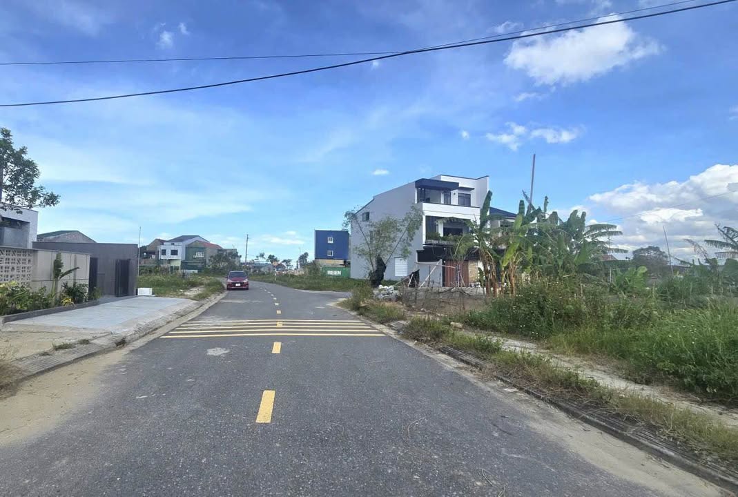 Đất Lộc Hà 176m² Hướng Tây - Sổ Đỏ Chính Chủ, Giá 4.1 Tỷ