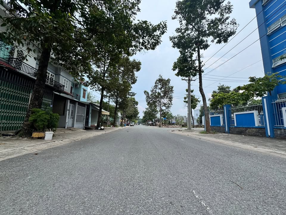 Nhà Phố 150m² Đường N8 Thủ Dầu Một - Mặt tiền kinh doanh VIP!