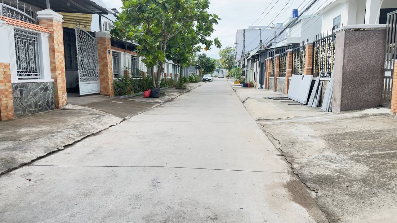 Bán Đất 105m² Trung An, Mỹ Tho - Sổ Hồng Sẵn, Giá 650 Triệu