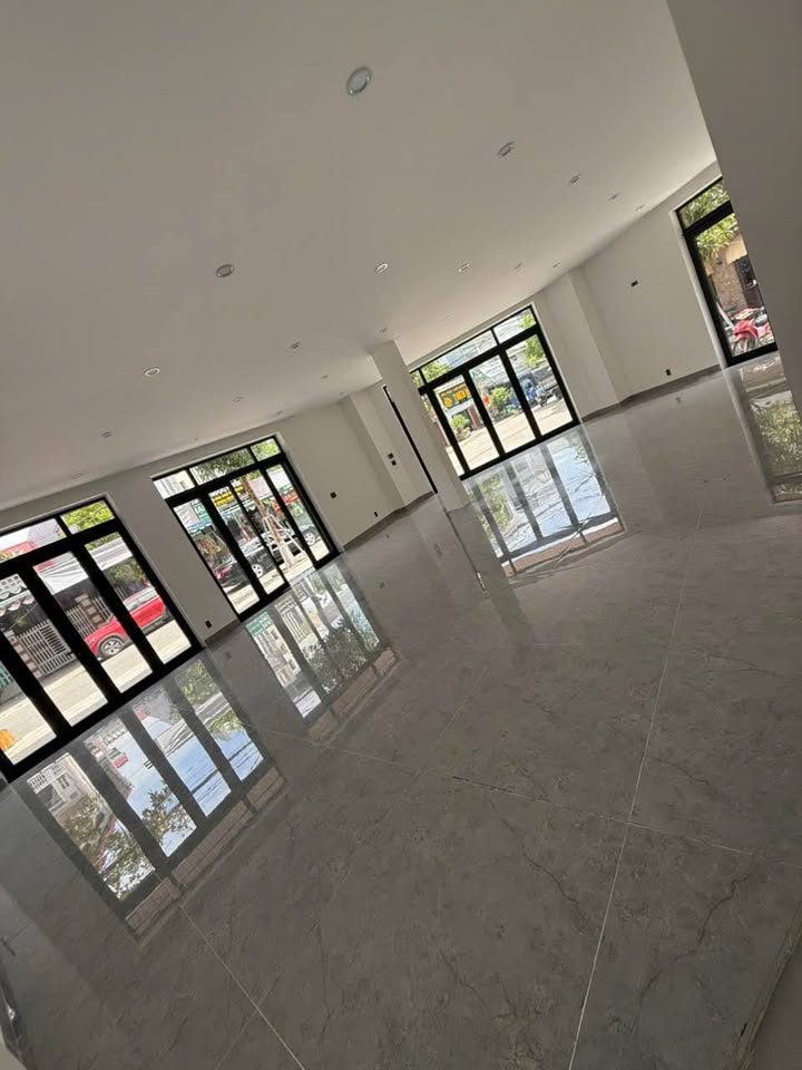 Mặt bằng 2 mặt tiền Cẩm Lệ, 100m² - Giá 15 Triệu/tháng