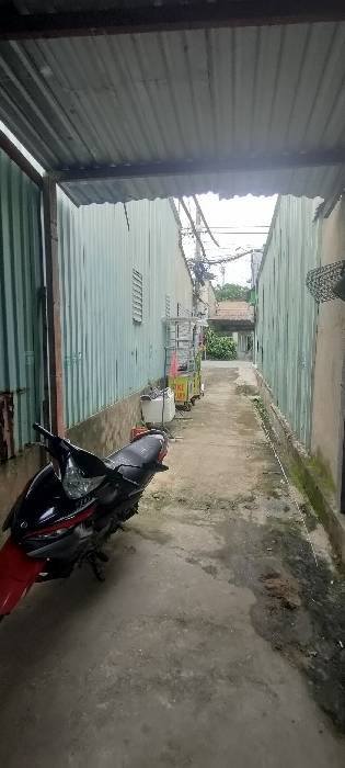 Nhà 70m² Hàng Tre, TP Thủ Đức - Chỉ 3 Tỷ, Gần Mặt Tiền