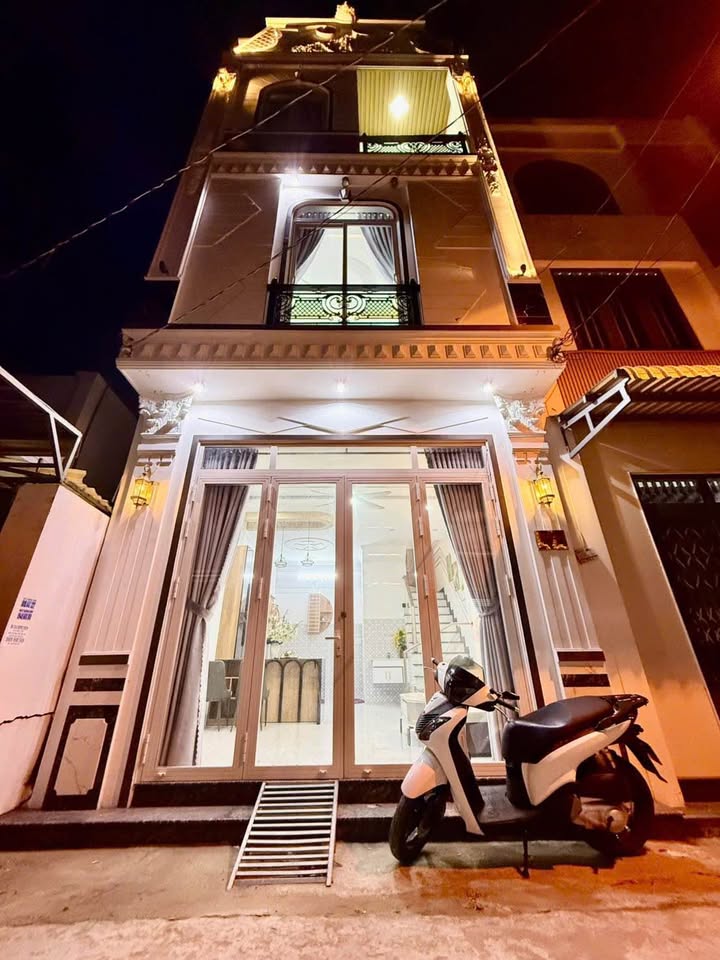 Nhà 3 Tầng Hẻm 567 Hồ Búng Xáng, Ninh Kiều - 3.45 Tỷ, 40m², Kinh Doanh Tốt