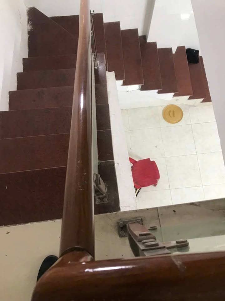 Nhà 6 Tầng Thanh Xuân Bắc 27m² - 4 Ngủ, Sổ Đỏ, Giá 7.98 Tỷ