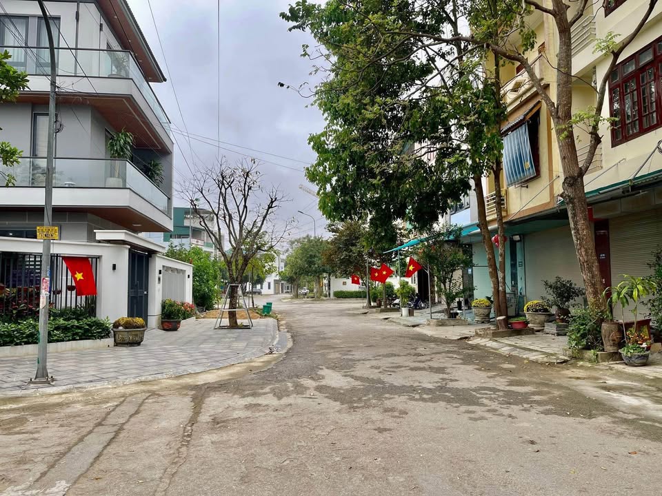 Đất nền Nam Ngạn 70m² - Sẵn sàng đón sóng đầu tư, hướng Đông Nam mát mẻ