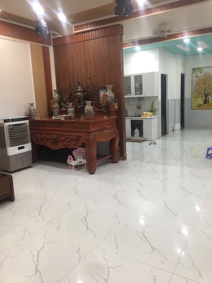 Bán Gấp Nhà Xinh 108m² Đường Tôn Thất Tùng, Di Linh - Sổ Chung