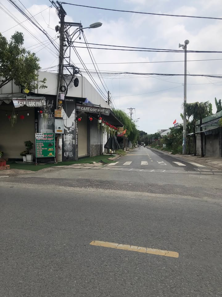 Đất Mặt Tiền Tân Hiệp 44 Hóc Môn - 195m² - Giá 7.65 Tỷ - Sẵn Xây Biệt Thự/Kho Xưởng