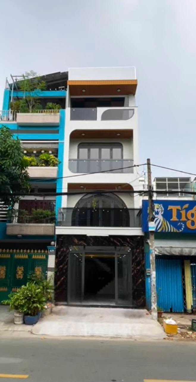 Nhà Mặt Tiền Bình Thạnh 90m² - Kinh Doanh Sầm Uất - 15.7 Tỷ