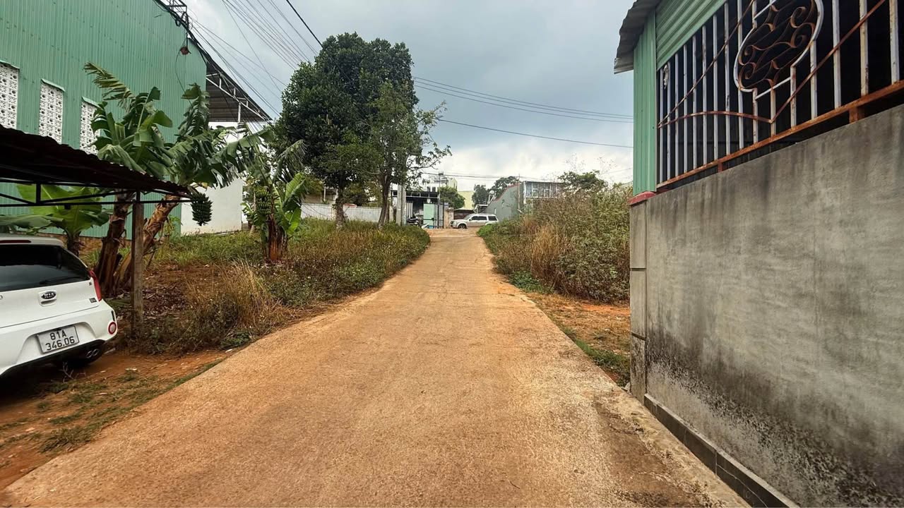 Nhà Hẻm Xe Hơi 105m² Đường CMT8, Pleiku - Giá Tốt 1.3 Tỷ