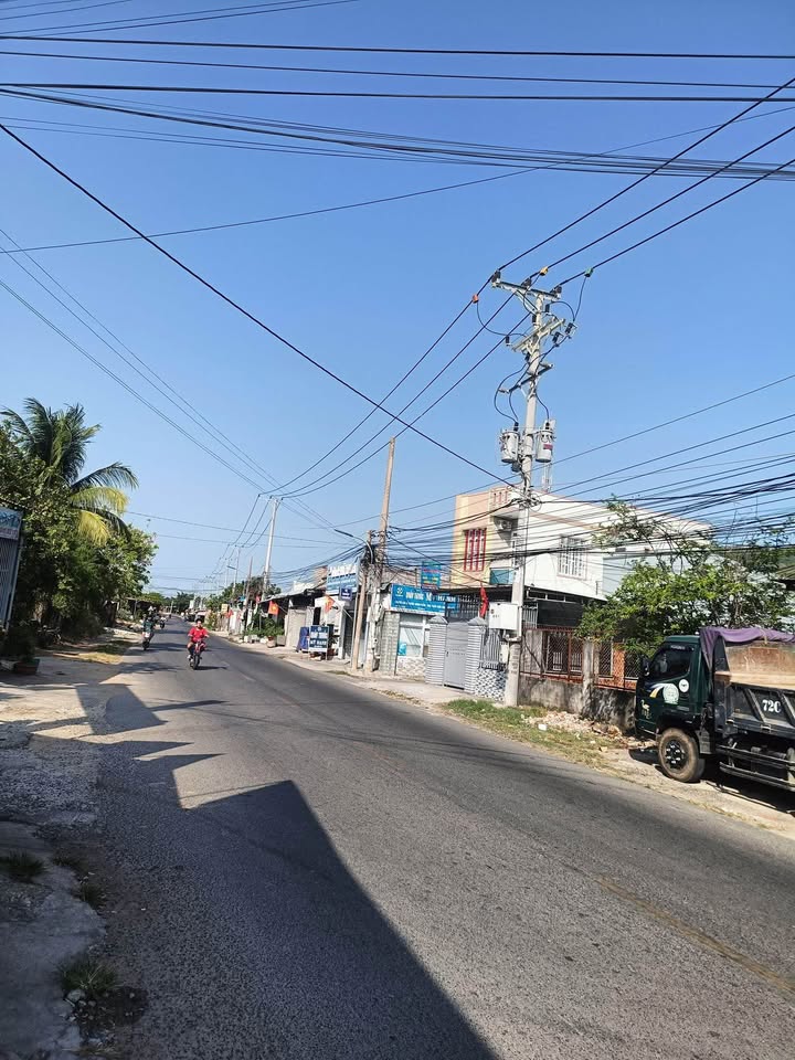 Nhà Mặt Tiền Phước Hưng, Long Đất 156m² - Kinh Doanh Ngay!