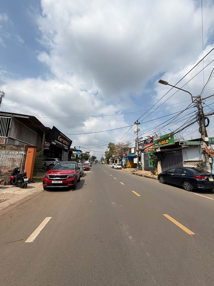 Đất nền Hùng Vương, Buôn Ma Thuột 72m² - Đất thổ cư 100%, kinh doanh tốt!