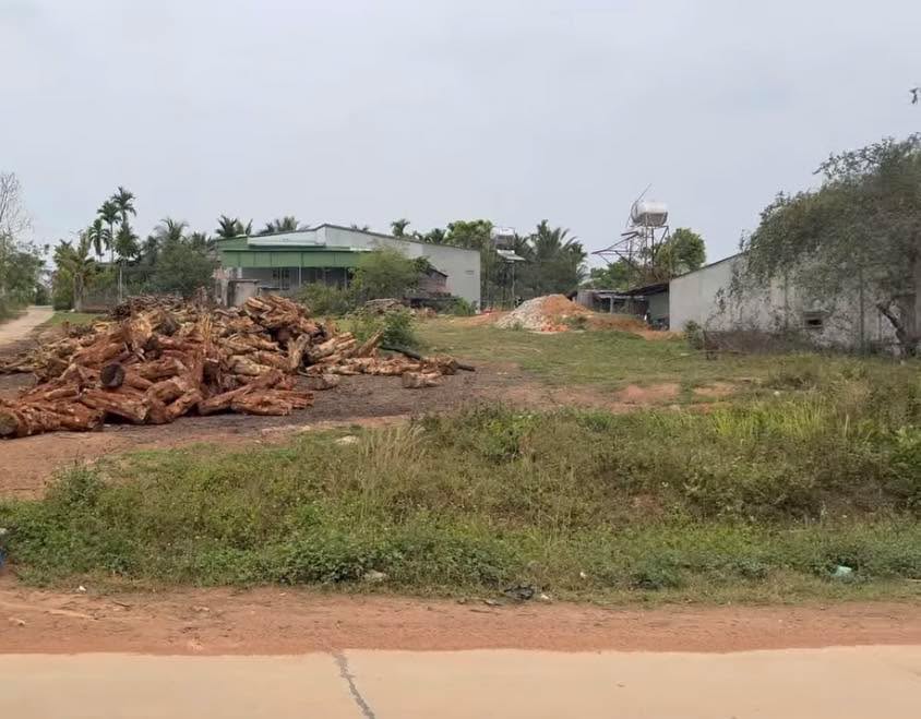 Đất nền Hàm Tân 150m² Trục 8 Nam Đà - Sổ đỏ chính chủ!