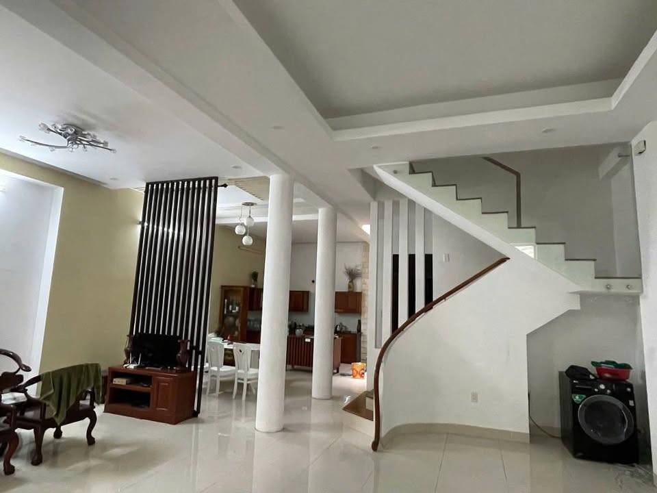 Nhà nguyên căn Khuê Mỹ Đà Nẵng 96m² 20 triệu - Sẵn sàng ở ngay