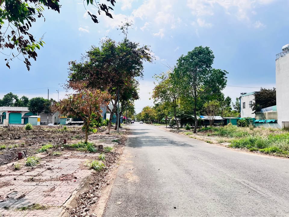 Đất Hắc Dịch 100m² - Hướng Bắc, Sổ Sẵn, Giá 2 Tỷ - Lộc Tài Sinh