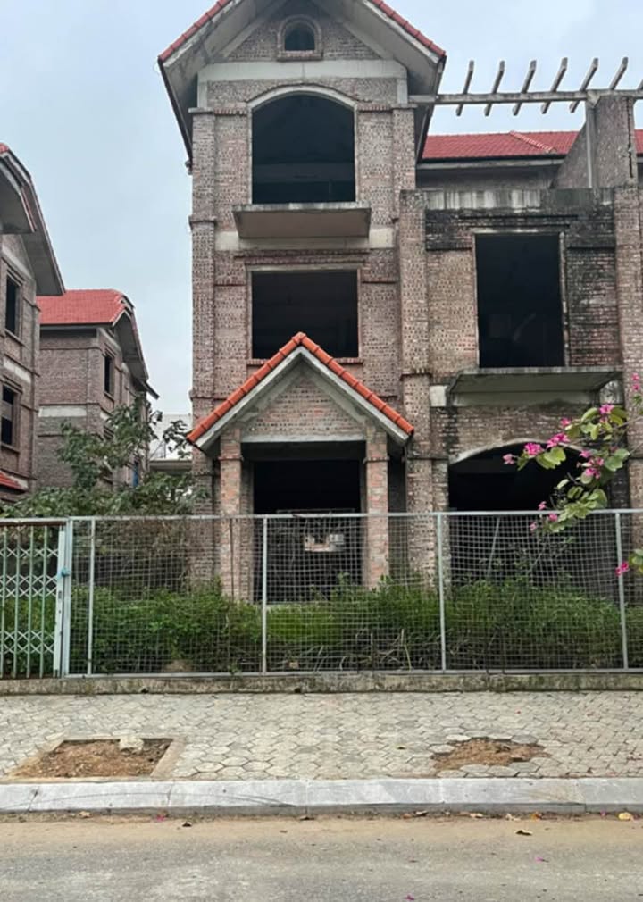 Biệt thự thô Phú Lương 230m² - An sinh đỉnh cao, giá đầu tư tốt