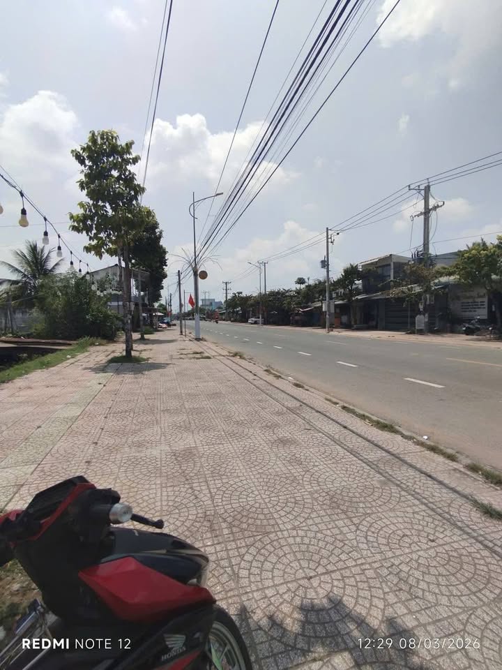 Mặt bằng kinh doanh mặt tiền QL54, Vĩnh Long - 140m² giá 7 triệu/tháng