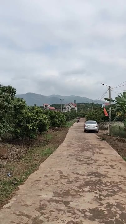 Đất nền Quý Sơn Lục Ngạn 428m² giá 500 triệu - Sổ hồng sẵn