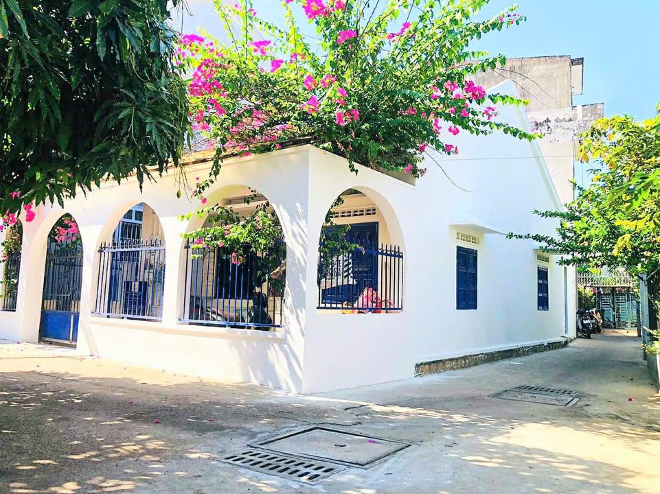 Nhà Góc 2 Mặt Tiền 125m² Đường Ô Tô Vĩnh Hải, Nha Trang - Giá 6.25 Tỷ