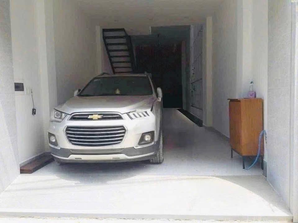 Nhà Riêng Thủ Đức 68m² - Ô tô ngủ trong nhà, chỉ 15 triệu/tháng!