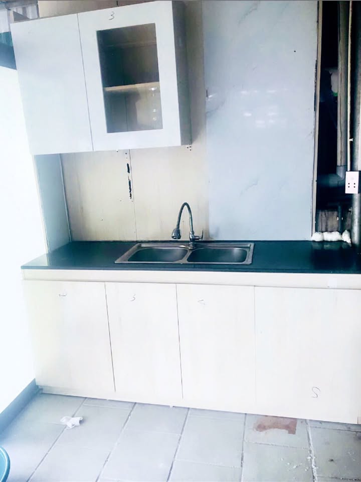 Cho thuê phòng 30m² tầng 5 phố Tứ Liên, Tây Hồ - Thoáng mát, full nội thất