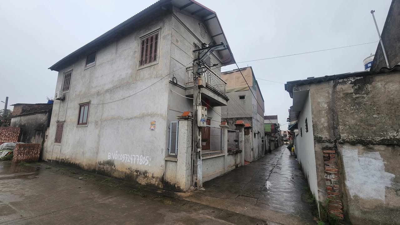 Nhà Riêng Xã Tam Quan 127.5m² - Lô Góc 2 Mặt Tiền Kinh Doanh Tốt!