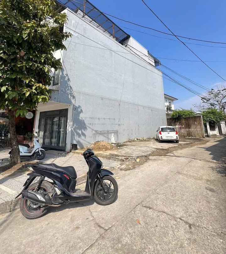 Đất Lô Góc 2 Mặt Tiền Đồng Khởi - Huế, 60m² Giá 4.75 Tỷ