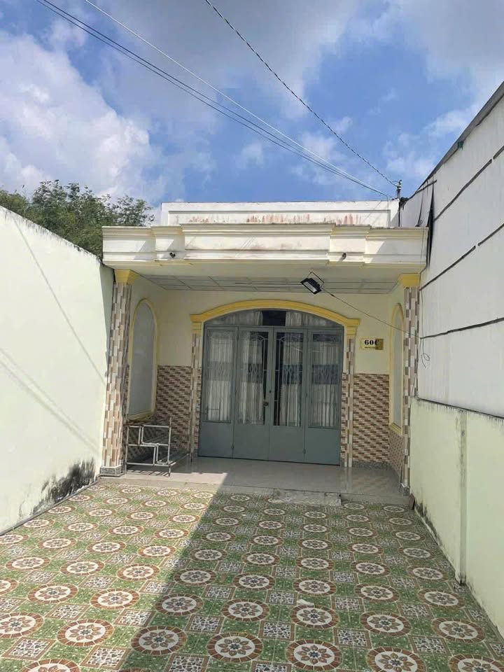 Nhà 103m² Đường Ng Văn Lâu, Phường 8, Vĩnh Long - Giá 5 Triệu/Tháng