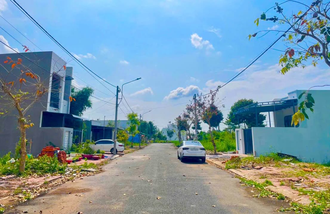 Đất nền sổ hồng 80m² đường 7.5m, Xã Nhơn Ái, Cần Thơ - Giá 1 tỷ