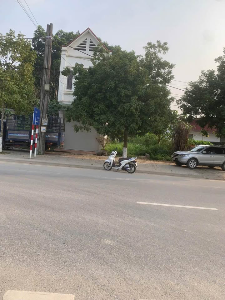 Nhà 2 tầng Nguyễn Quang Bích 80m² - Sẵn sàng ở ngay, giá 2.3 tỷ!