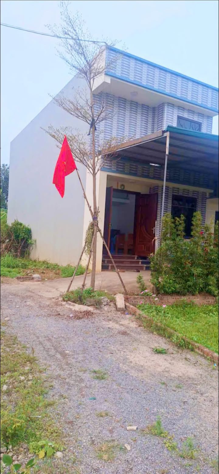 Bán nhà 100m² Mỹ Đức, Hà Nội - 2 Tỷ, Oto vào nhà, Tặng nhà 2 tầng mới