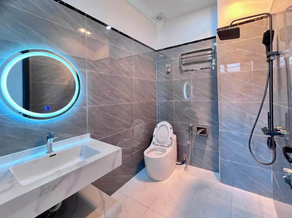 Nhà 4 Tầng Trần Nguyên Hãn, Lê Chân - 62m², Sổ Đỏ Chính Chủ, Giá 4.65 Tỷ