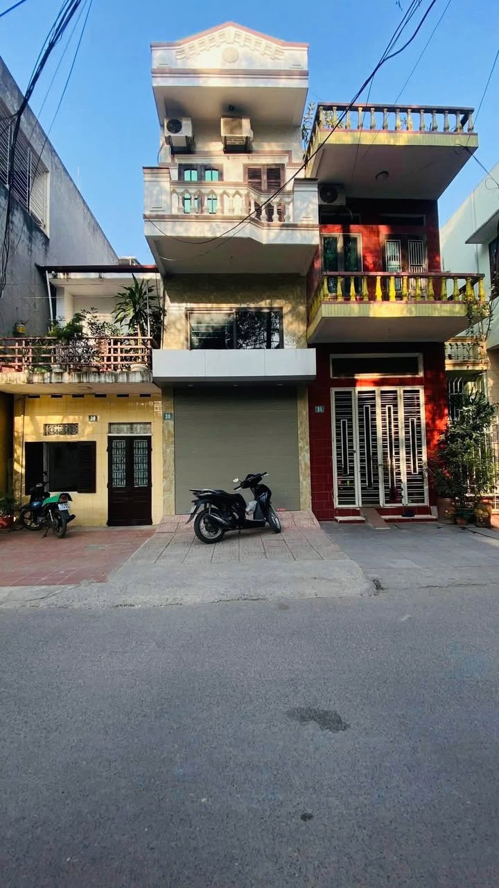 Nhà Mặt Tiền Lê Thánh Tông, TP Thái Bình - 40.5m² Kinh Doanh Đắc Lộc