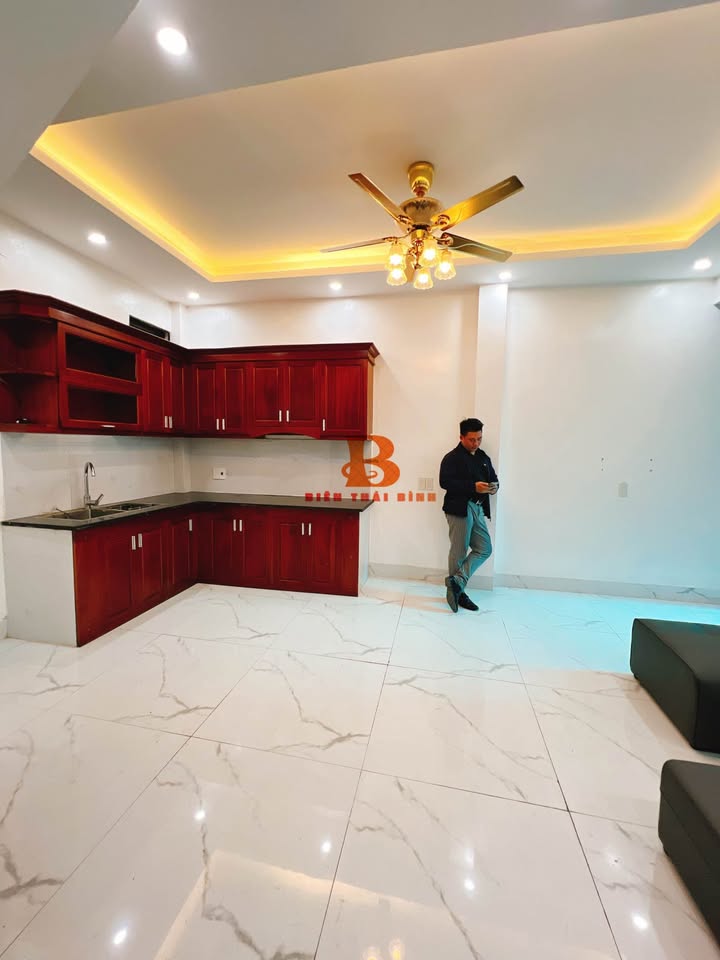 Nhà 3 Tầng Phường Trần Lãm, Thái Bình 38m² - Giá Tốt, Sẵn Ở Ngay!