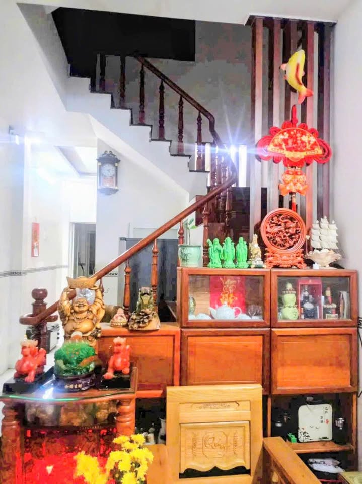 Nhà 3 Tầng Dã Tượng Nha Trang 90.7m² - Ô tô vào tận nhà, bán gấp!