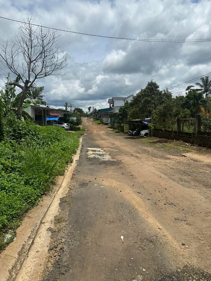 Đất nền Ngô Quyền Đắk Mil 300m² - Sổ đỏ sẵn sàng, giá tốt