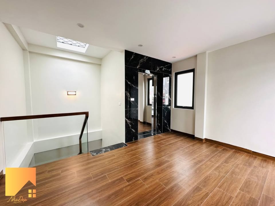 Nhà riêng Sài Đồng, Long Biên 53m² - Ô tô vào tận nhà, cực hiếm!