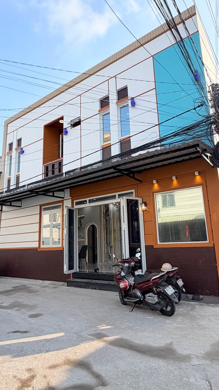 Nhà Góc 2 Mặt Tiền Nguyễn Văn Linh, Cần Thơ - 46m², Kinh Doanh Đắc Địa